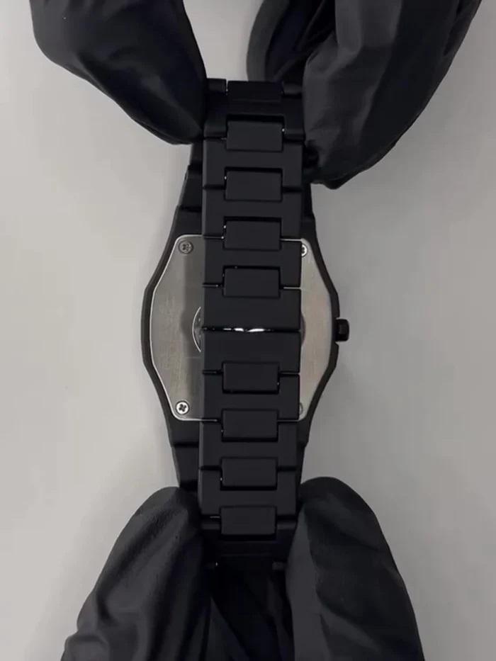Beautiful Black Arabic Aura Watch